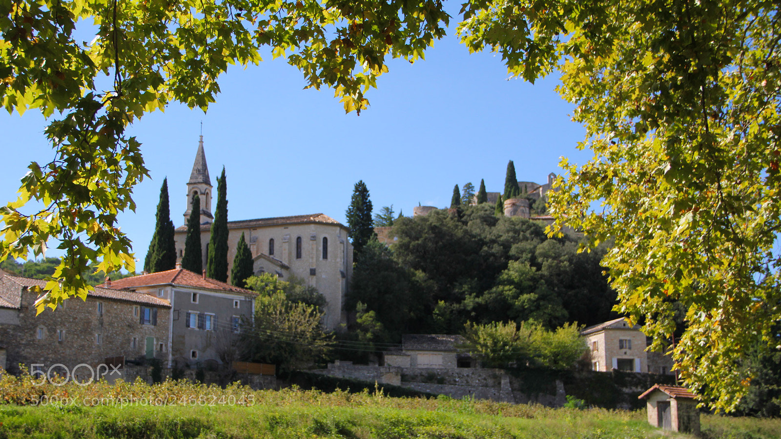 Canon EOS 550D (EOS Rebel T2i / EOS Kiss X4) sample photo. La roque sur seze () photography