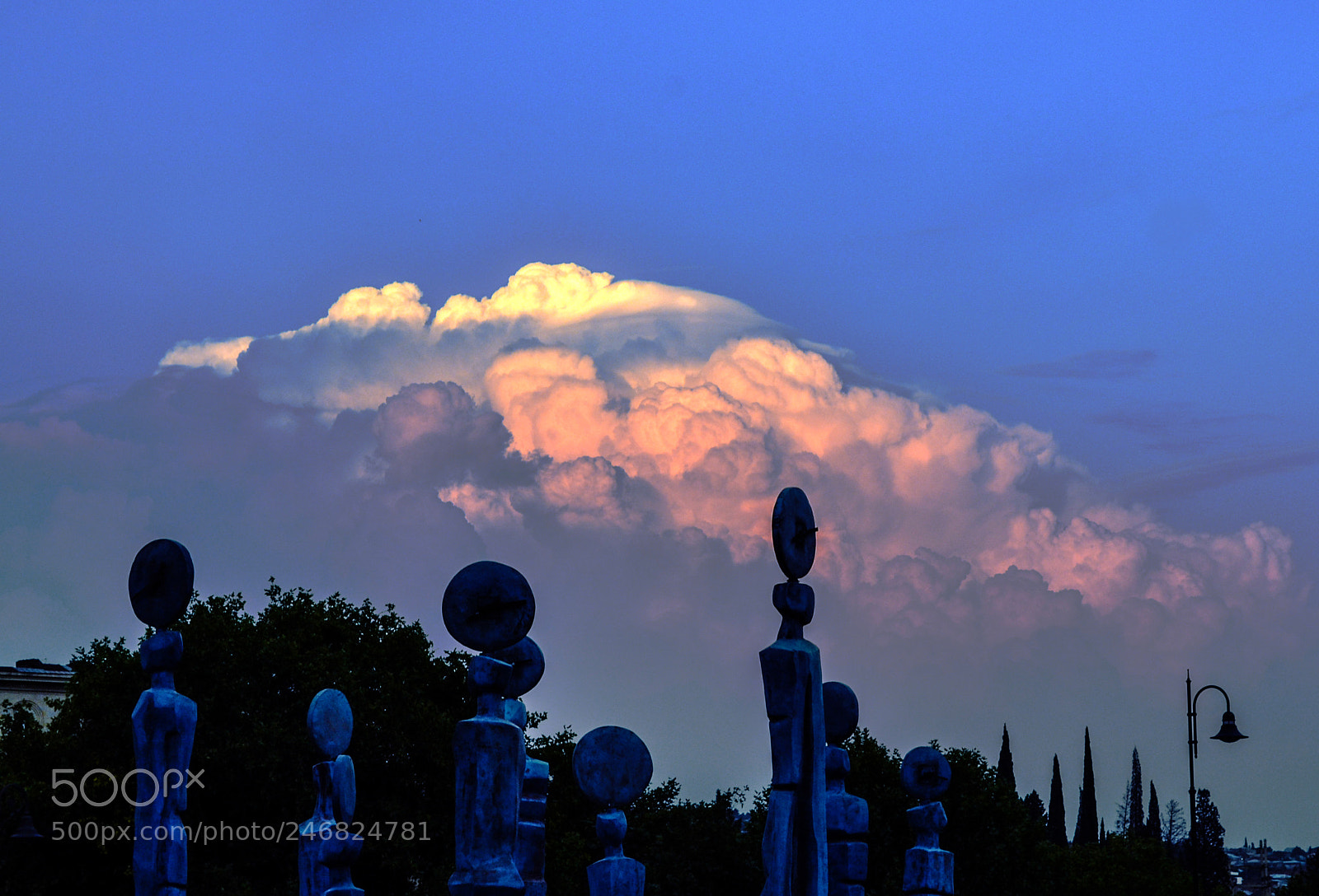 Nikon D3100 sample photo. ქალაქი ღრუბელში city in the cloud photography