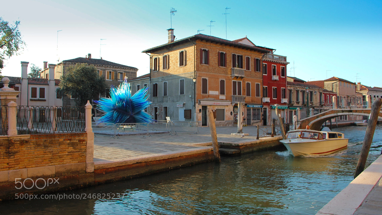 Canon EOS 550D (EOS Rebel T2i / EOS Kiss X4) sample photo. Murano () photography