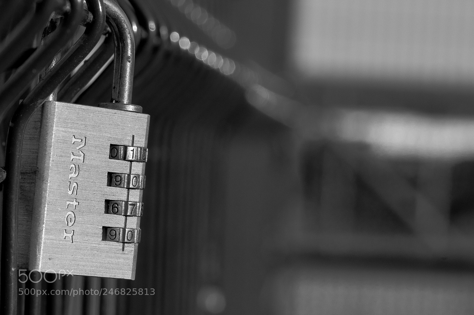 Canon EOS 7D Mark II sample photo. Locked photography