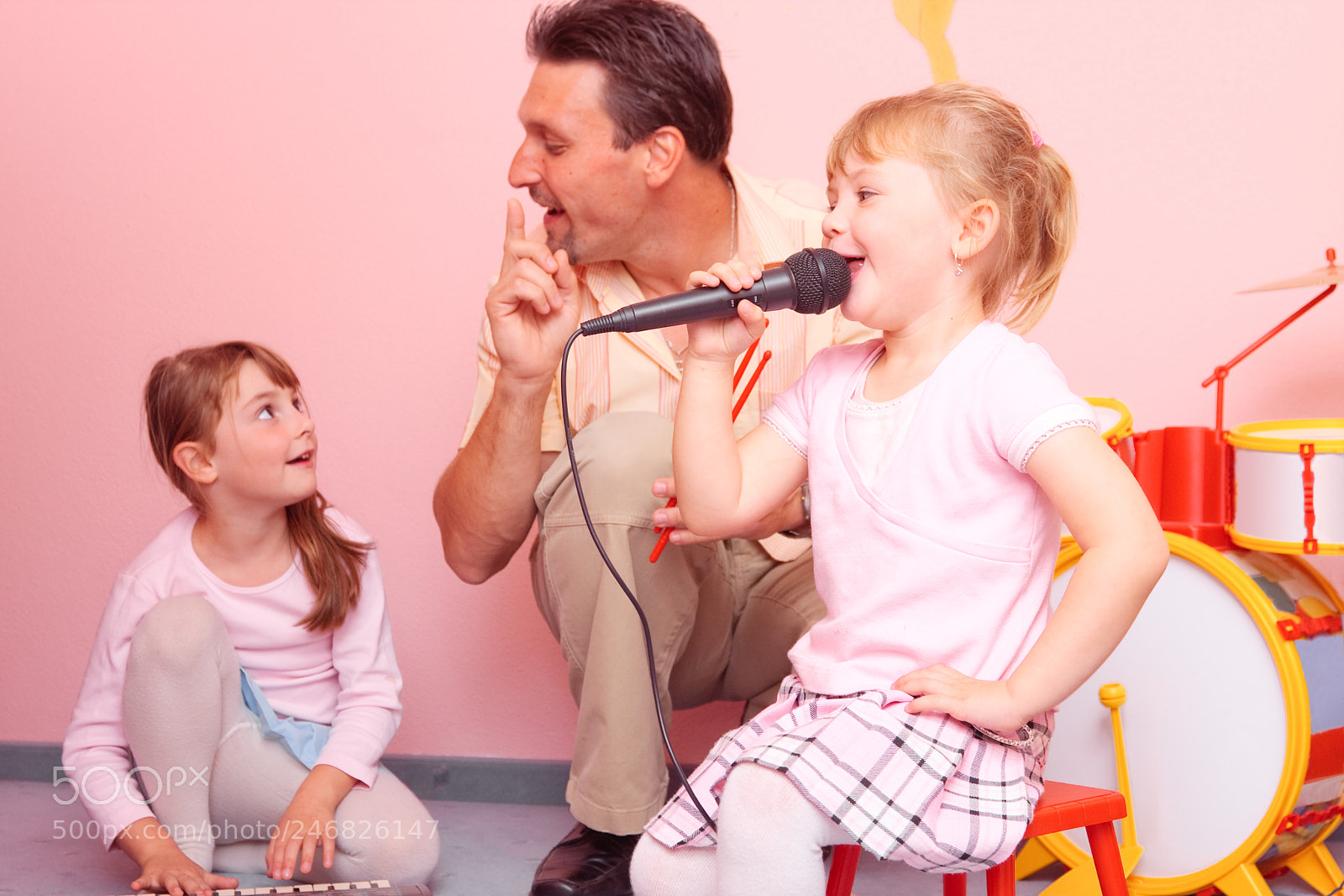 Canon EOS 40D sample photo. Family making music photography