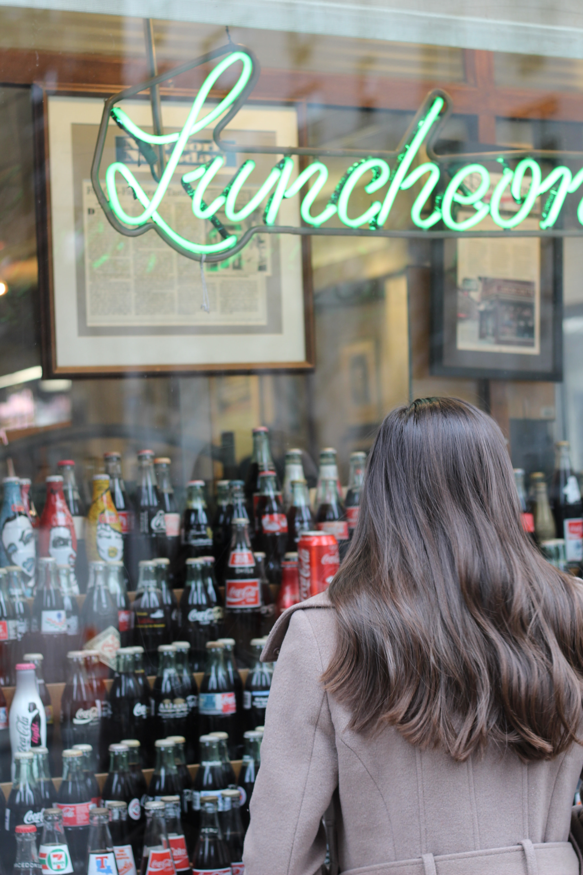 Canon EF 50mm F1.8 II sample photo. Soda shop street photography