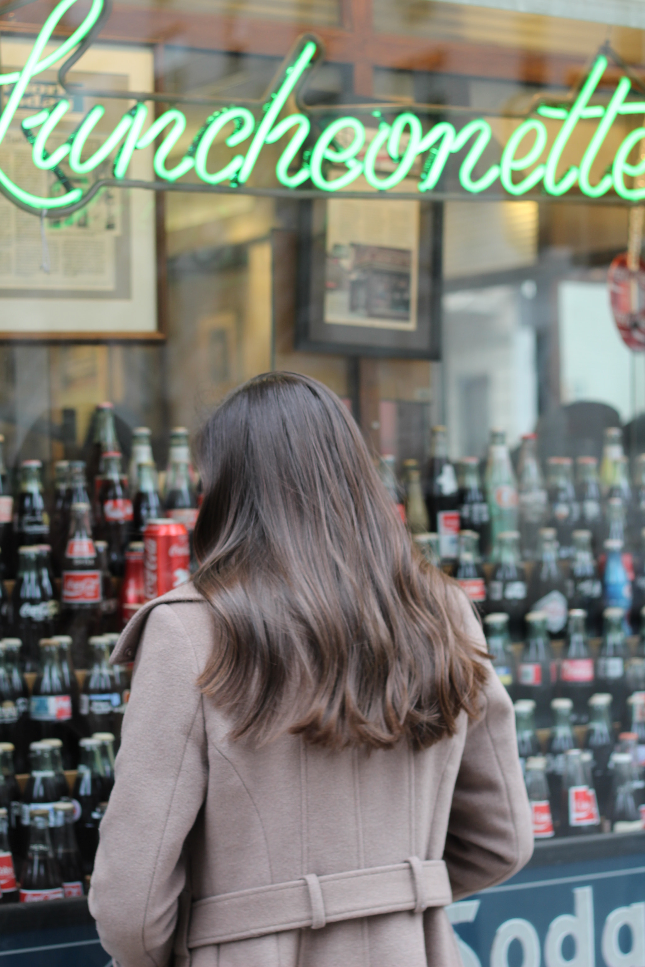 Canon EF 50mm F1.8 II sample photo. Diner date photography