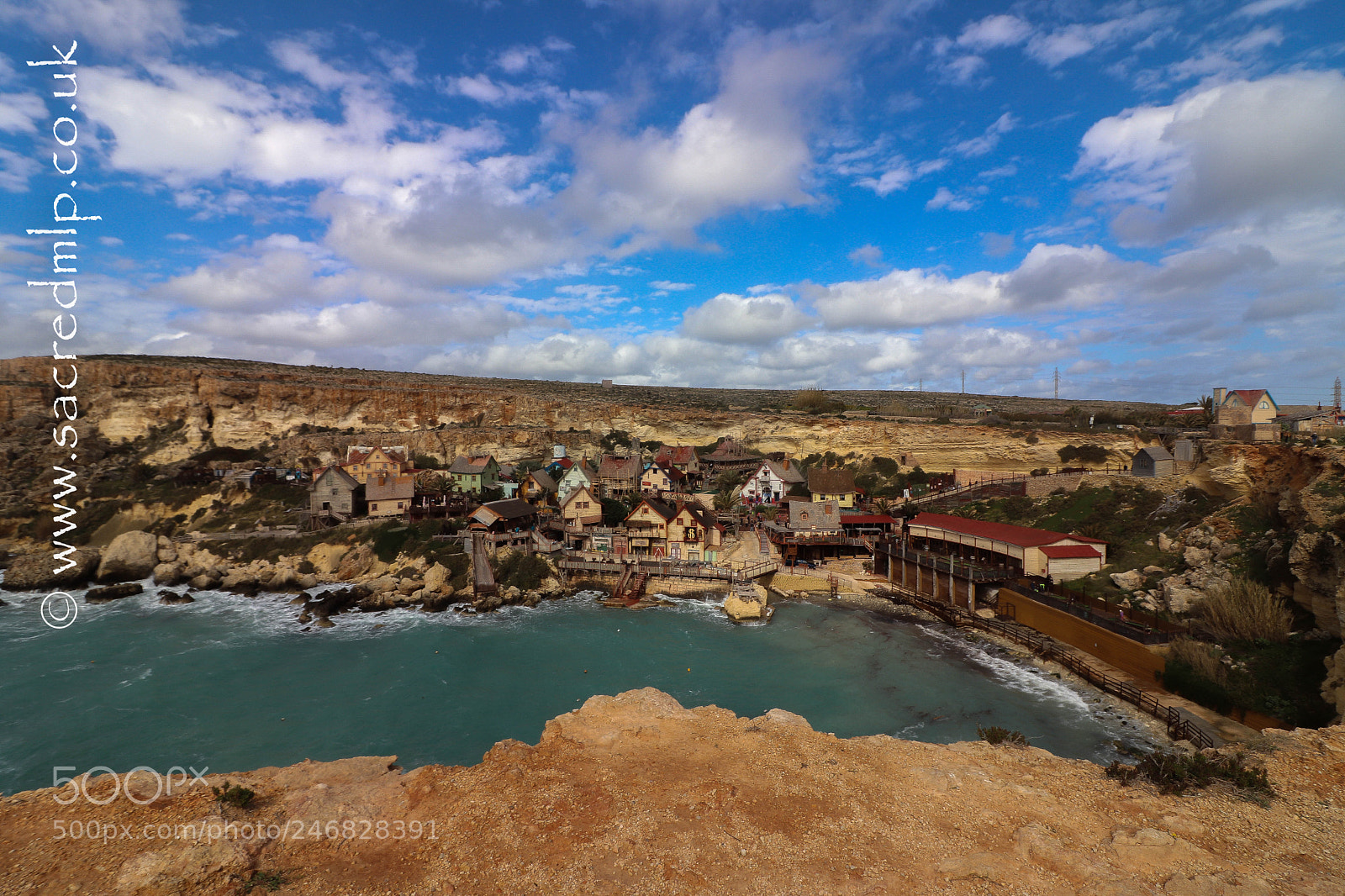 Canon EOS 77D (EOS 9000D / EOS 770D) sample photo. Popeye village photography