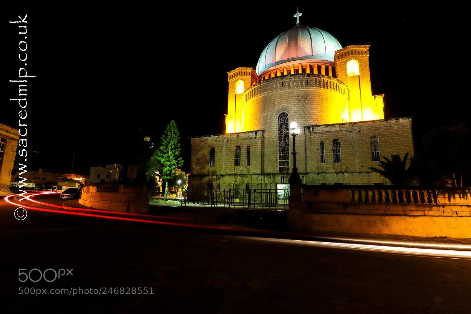 Canon EOS 77D (EOS 9000D / EOS 770D) sample photo. San bastjan catholic church photography