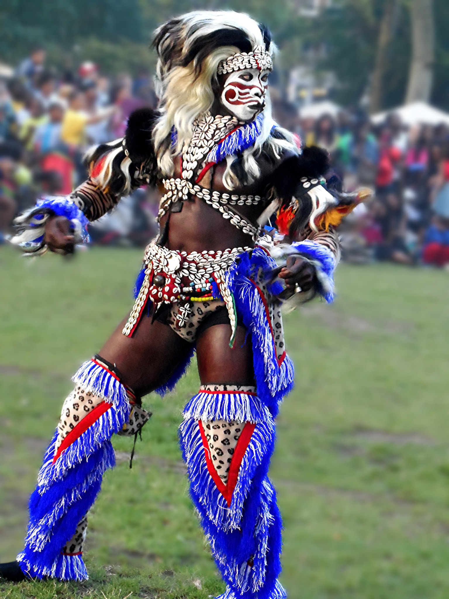 Samsung WB150 / WB150F / WB152 / WB152F / WB151 / WB151F / WB140 sample photo. African dancer photography