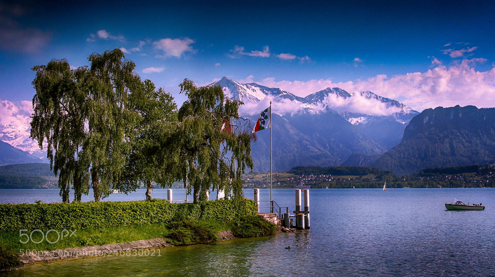 Canon PowerShot G10 sample photo. Hünibach: lake thun photography