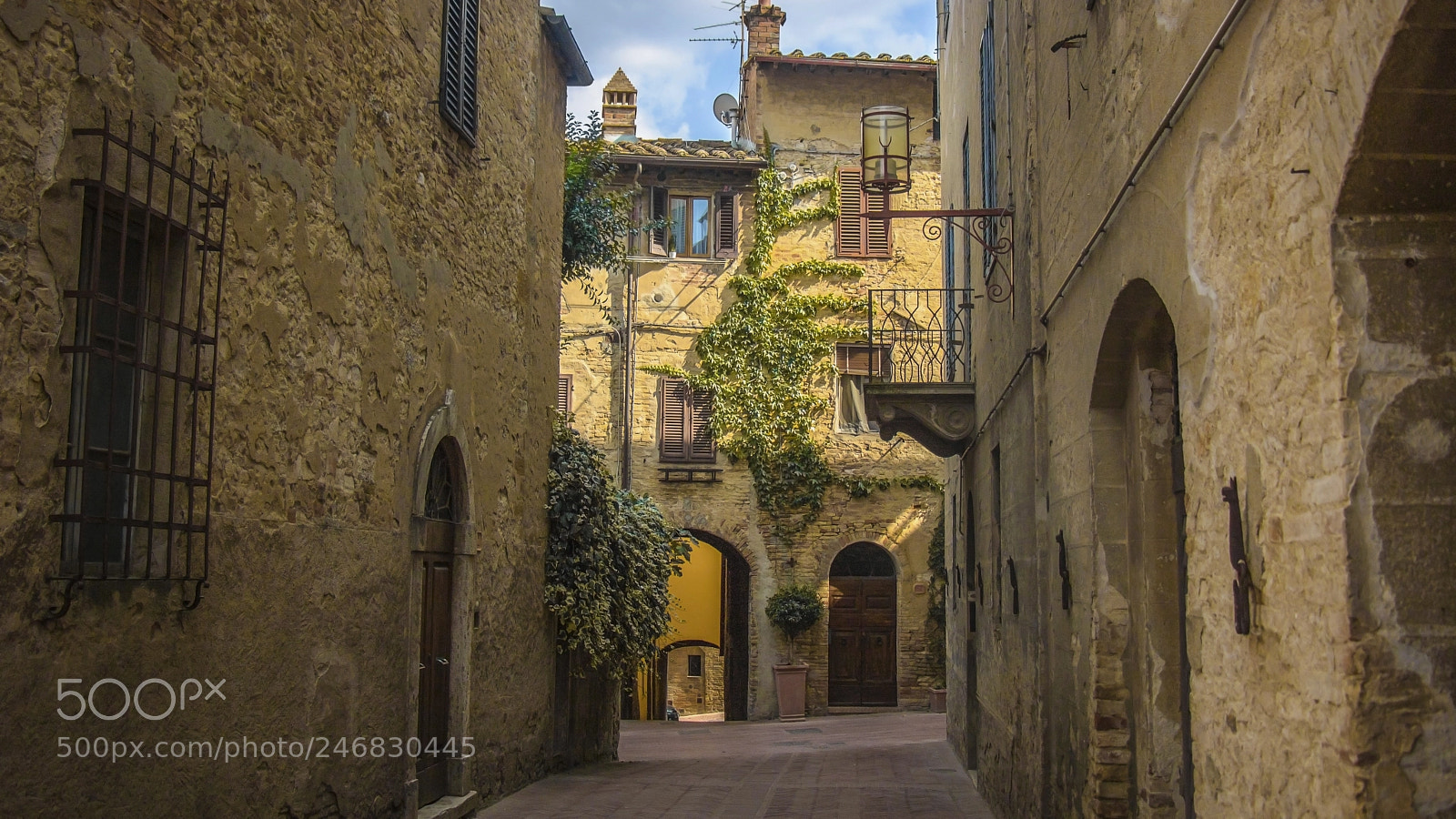 Canon EOS 760D (EOS Rebel T6s / EOS 8000D) sample photo. Italy village photography