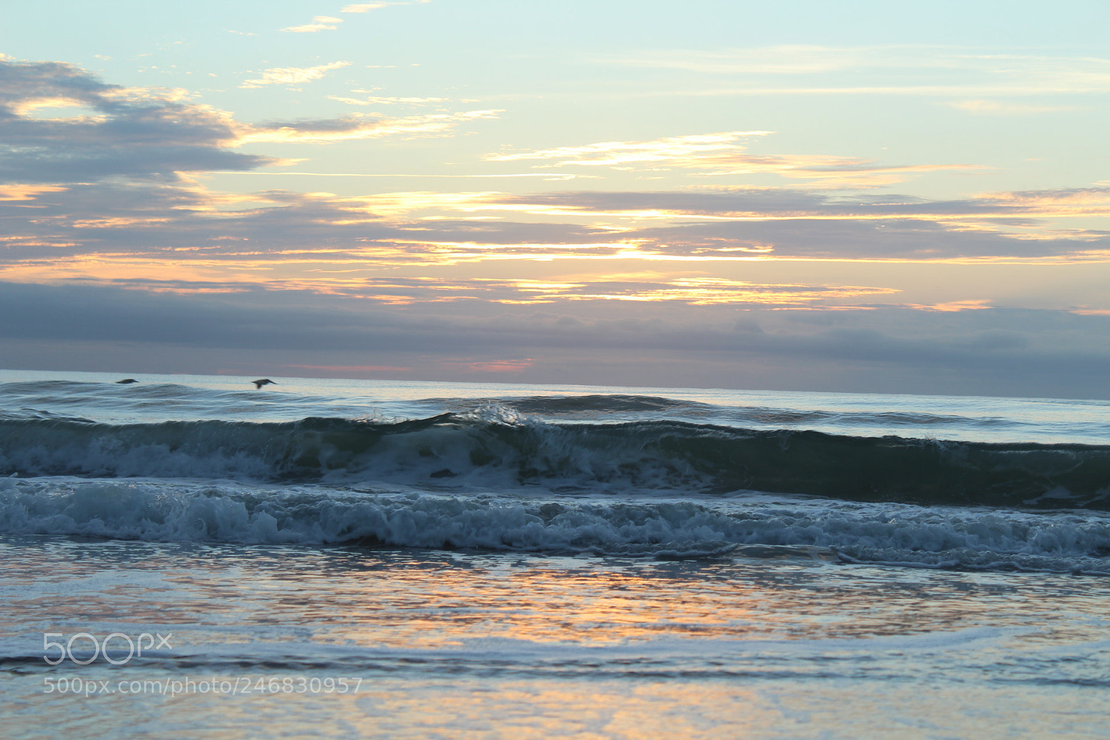Canon EOS 1300D (EOS Rebel T6 / EOS Kiss X80) sample photo. Crashing waves photography