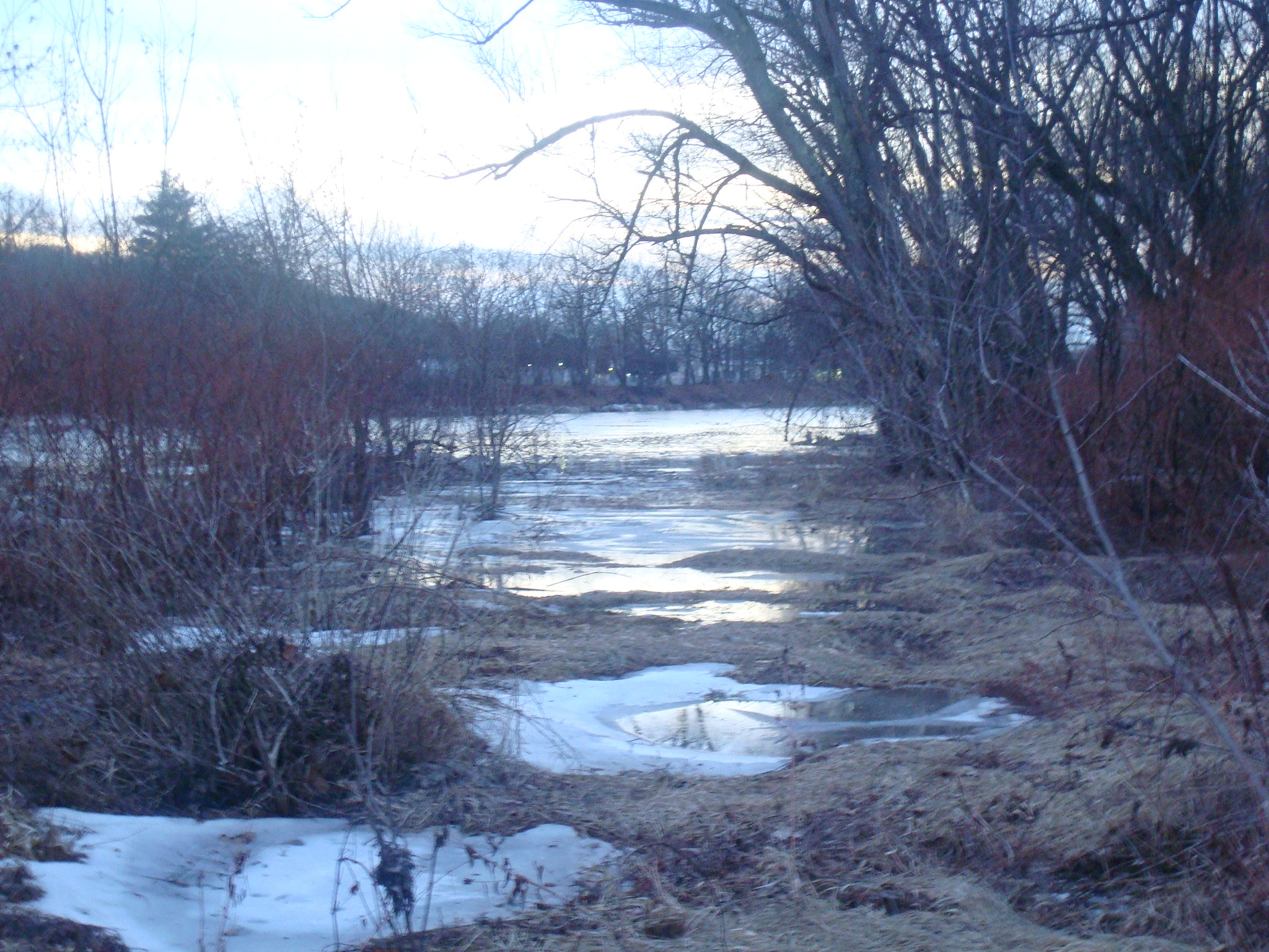 Sony DSC-W90 sample photo. Bluish scene.jpg photography