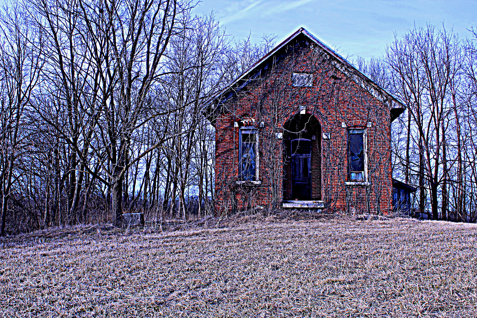 Canon EF-S 18-55mm F3.5-5.6 III sample photo. Oldhouse photography