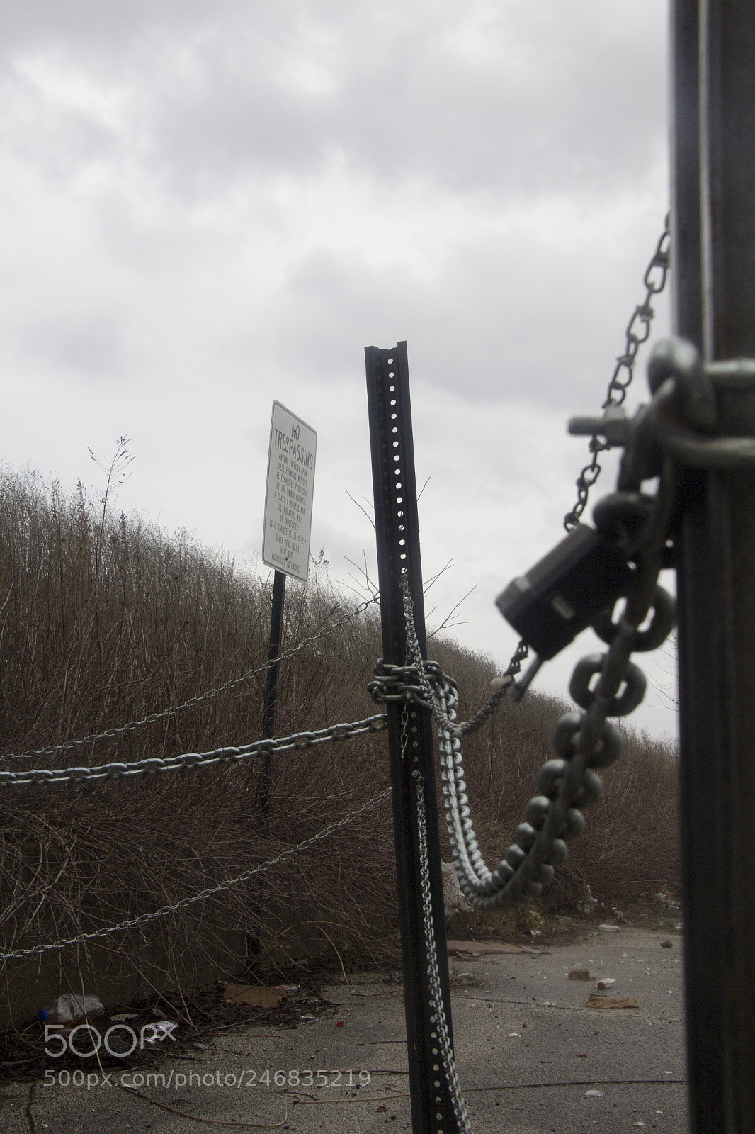 Canon EOS 1200D (EOS Rebel T5 / EOS Kiss X70 / EOS Hi) sample photo. No tresspassing. photography