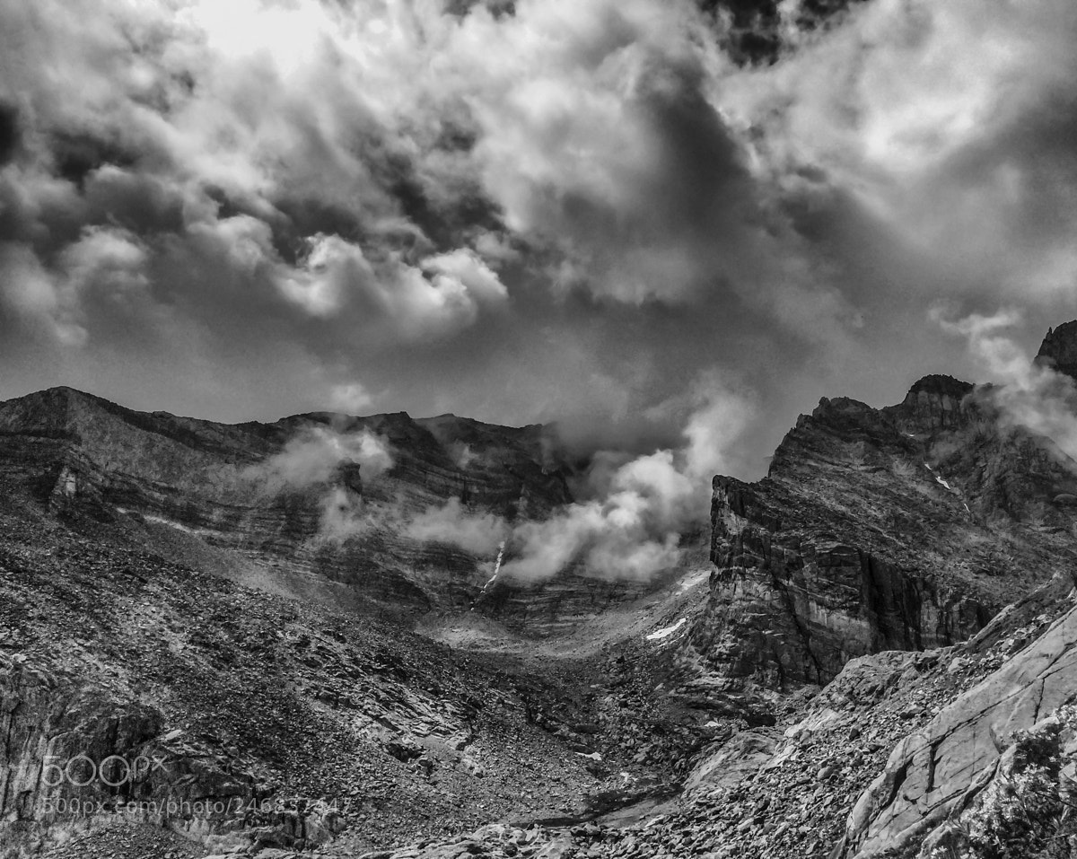 Apple iPhone 5s sample photo. Summertime in the rockies photography