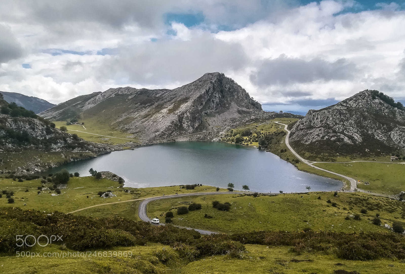 HUAWEI PRA-LX1 sample photo. Covadonga lake photography