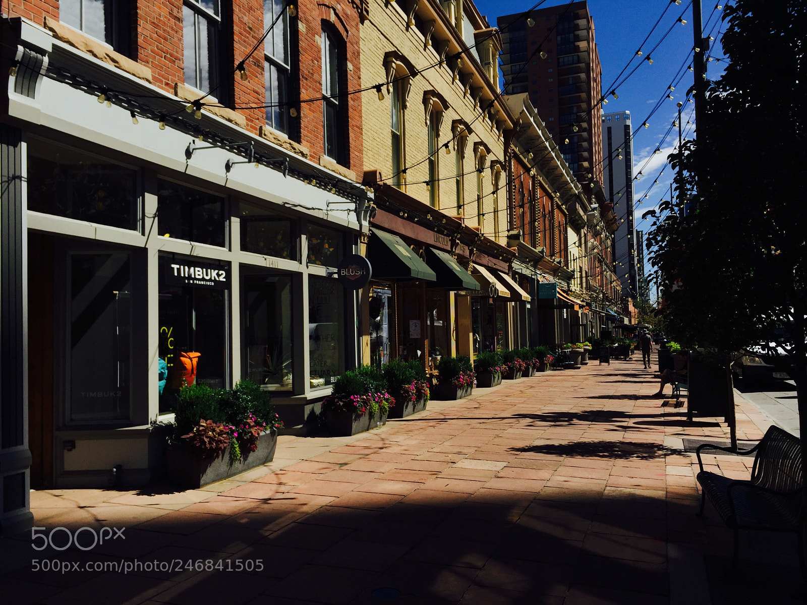 Apple iPhone 6 sample photo. City street photography