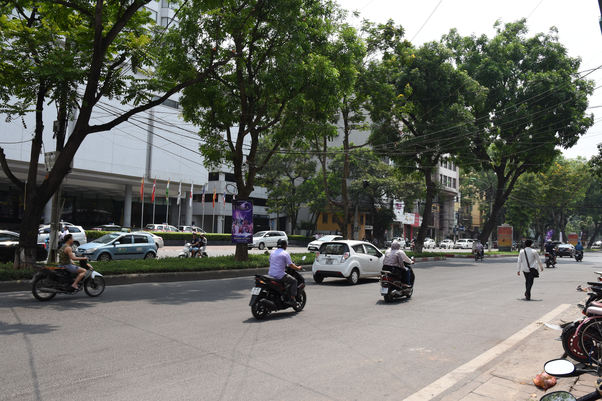 Sigma 17-50mm F2.8 EX DC OS HSM sample photo. Dsc photography