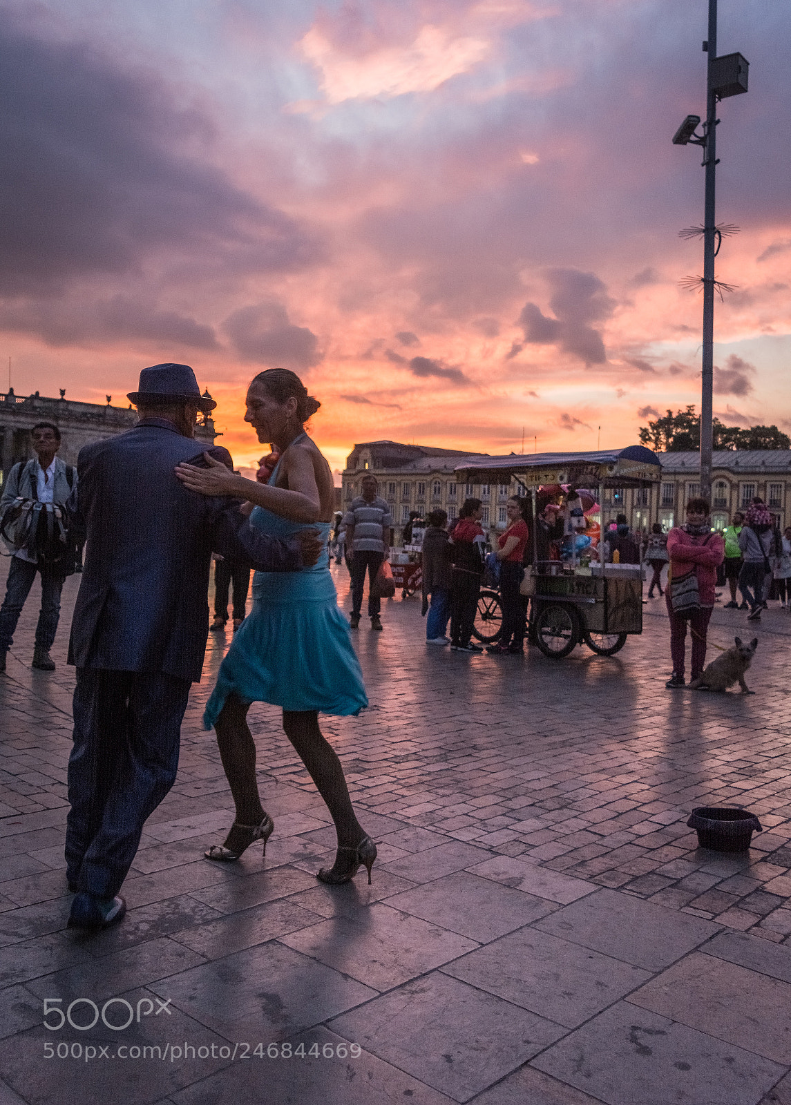 Nikon D5200 sample photo. Dancing in the capital photography