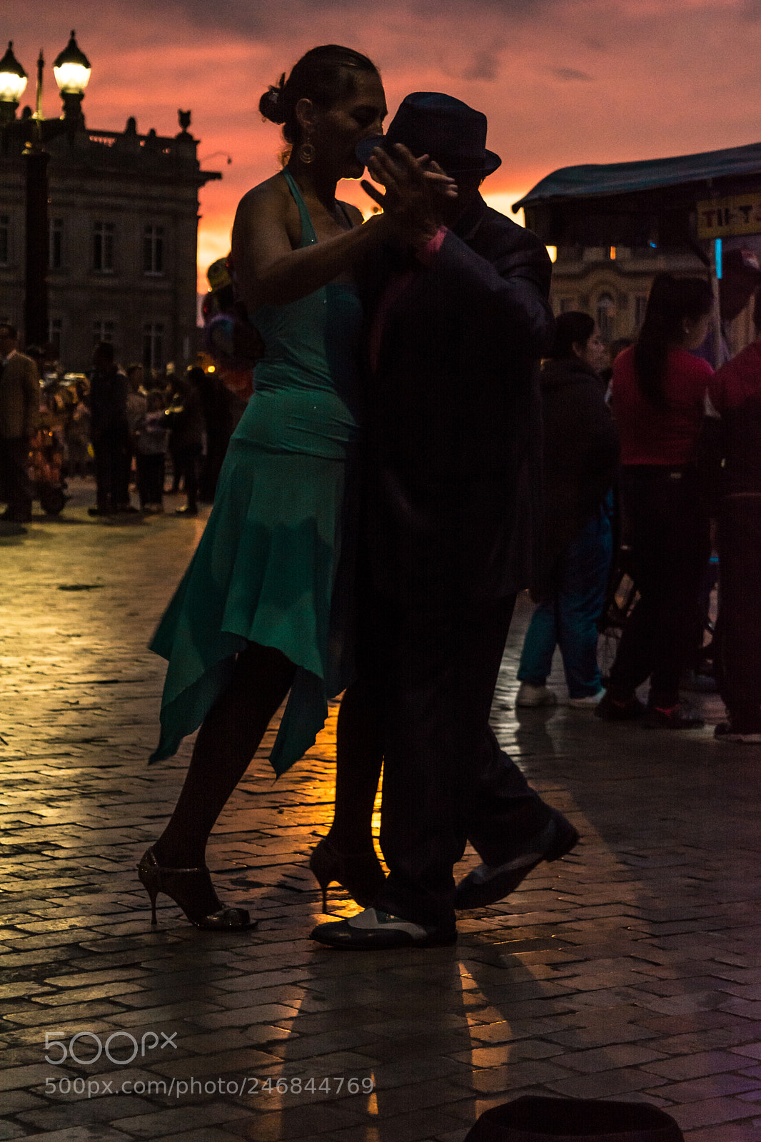 Nikon D5200 sample photo. Dancing in the capital photography