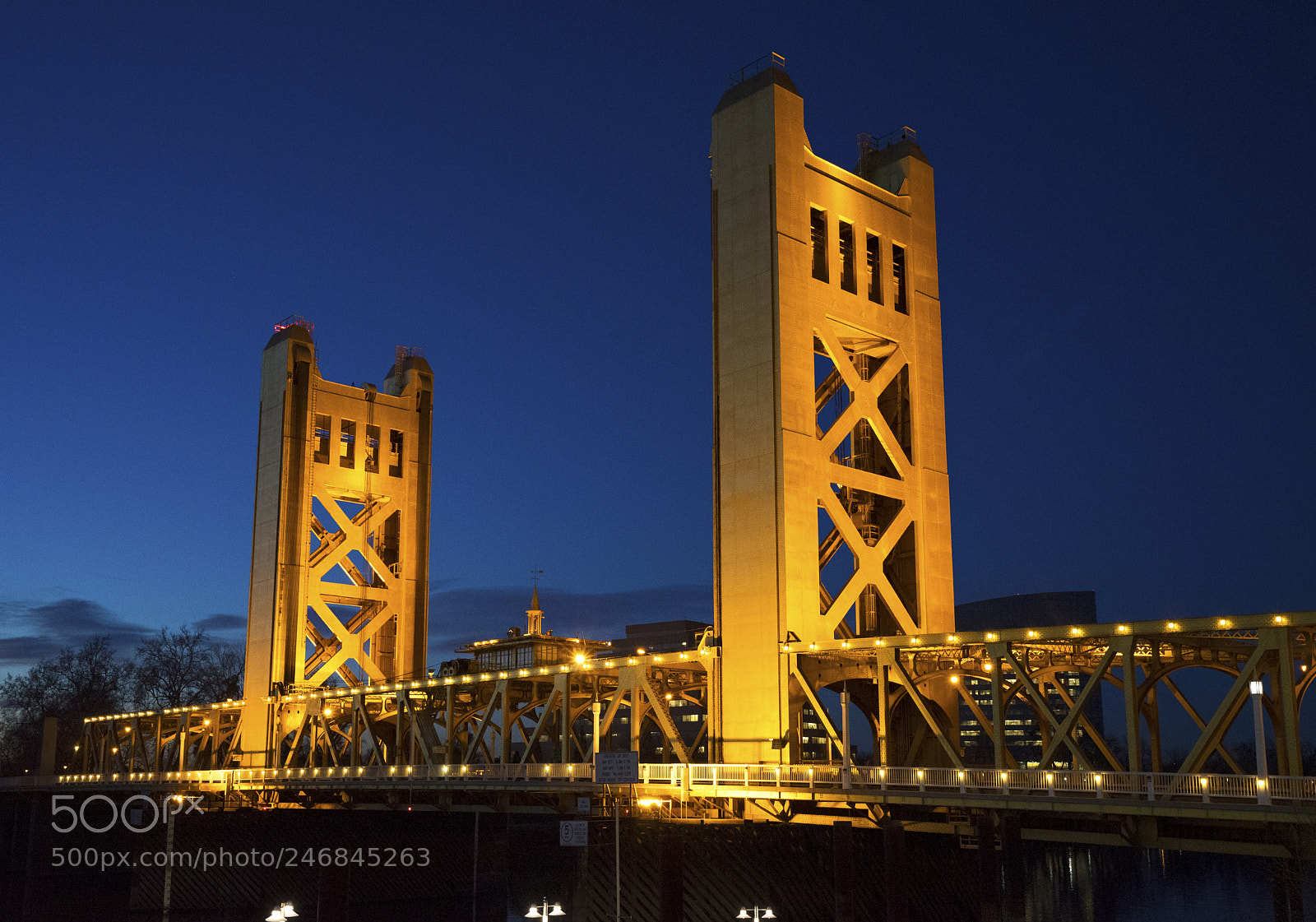 Sony a7 II sample photo. Sony 3683 bridge view photography