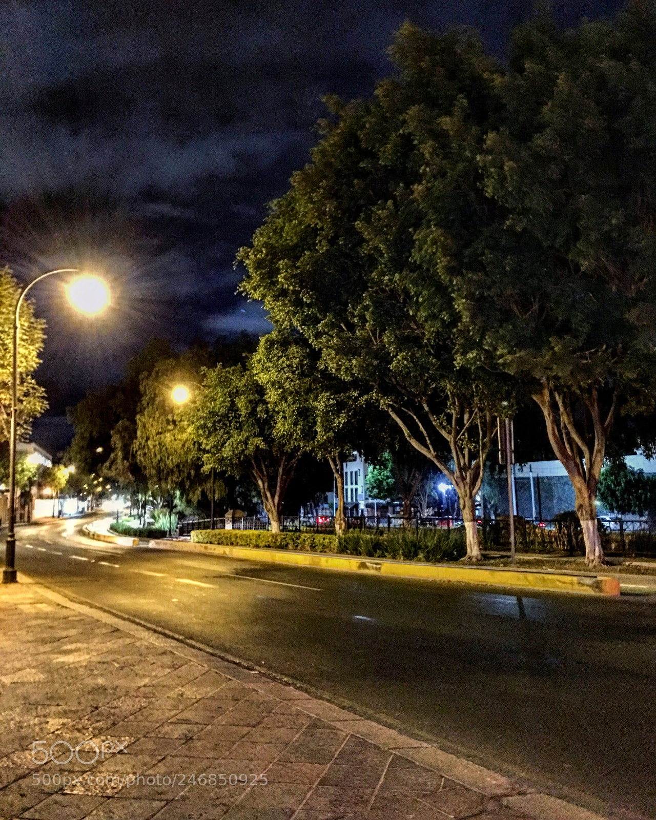 Apple iPhone 6s Plus sample photo. Through the night photography