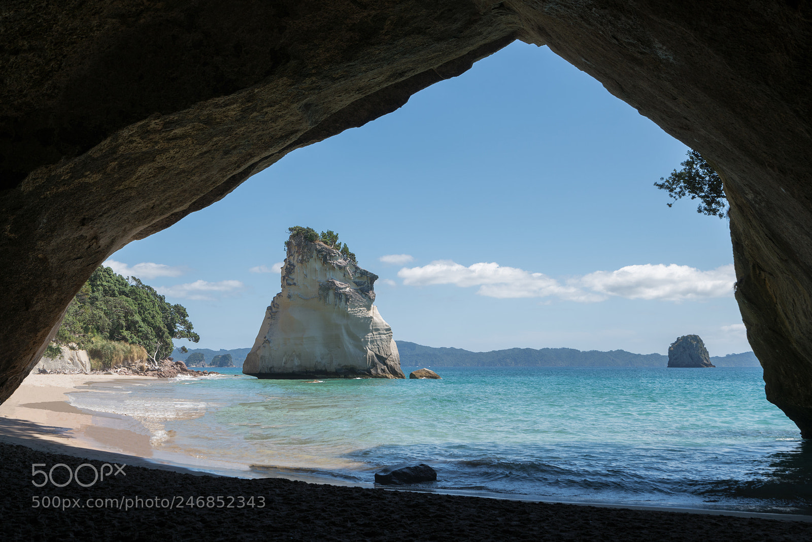 Sony a7R II sample photo. Cathedral cove photography