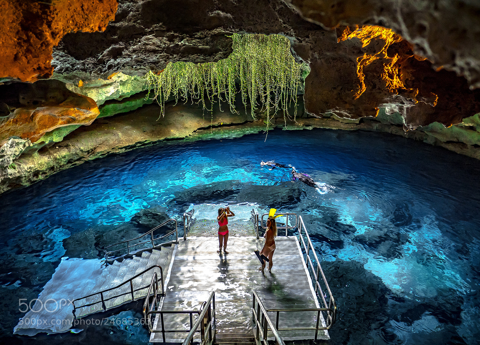 Panasonic Lumix DMC-GX8 sample photo. Cave pool photography