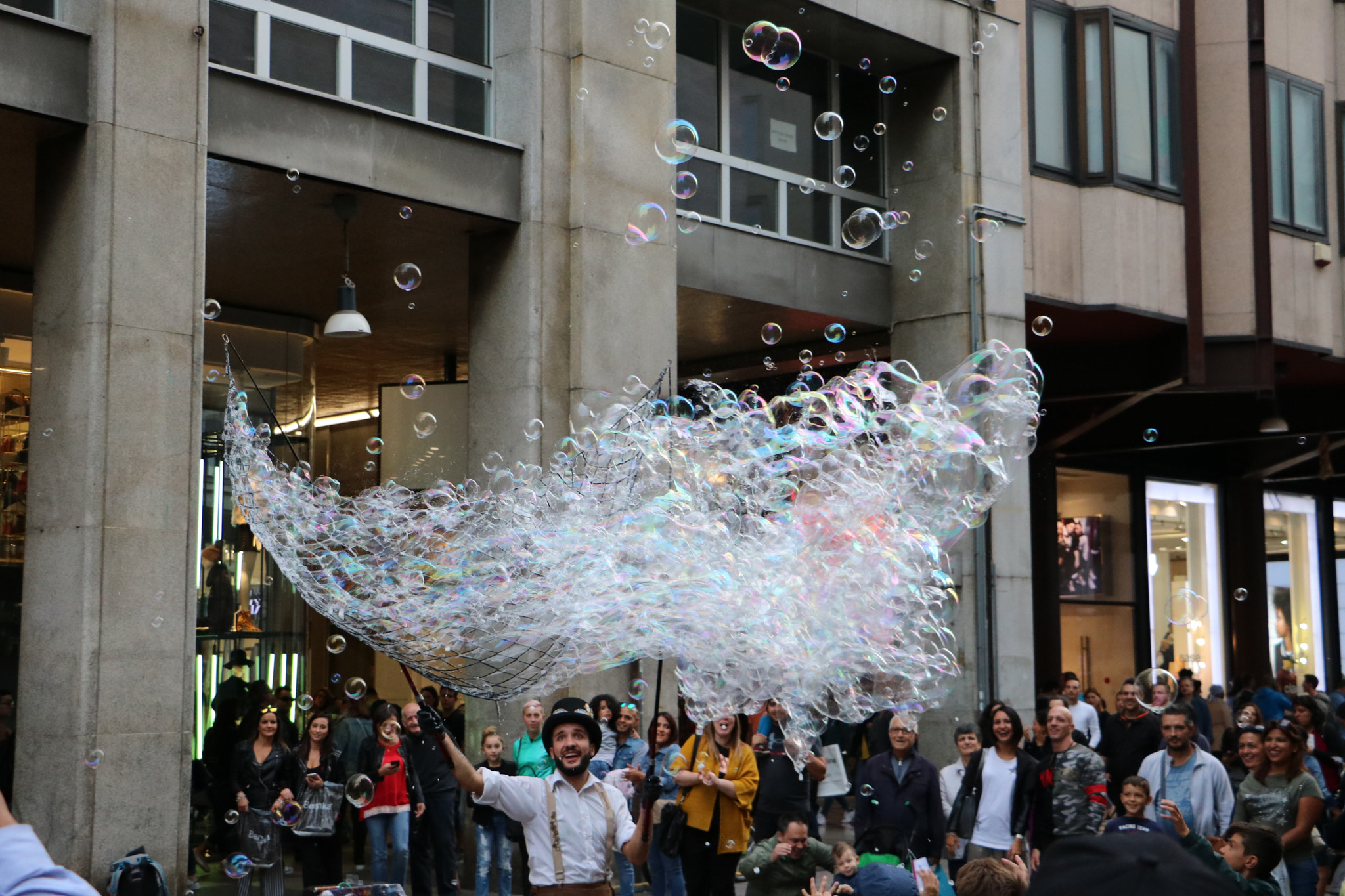 Canon EOS 760D (EOS Rebel T6s / EOS 8000D) sample photo. Bubbles photography