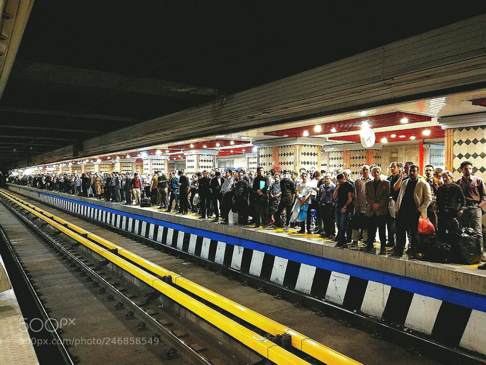 HUAWEI P10 Plus sample photo. Tehran subway photography