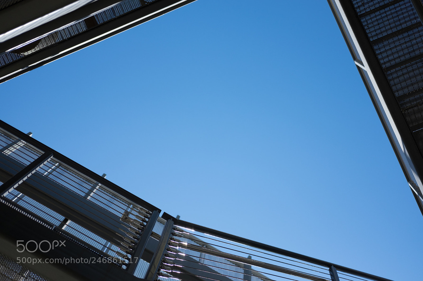 Fujifilm X-T10 sample photo. Sky & metal photography