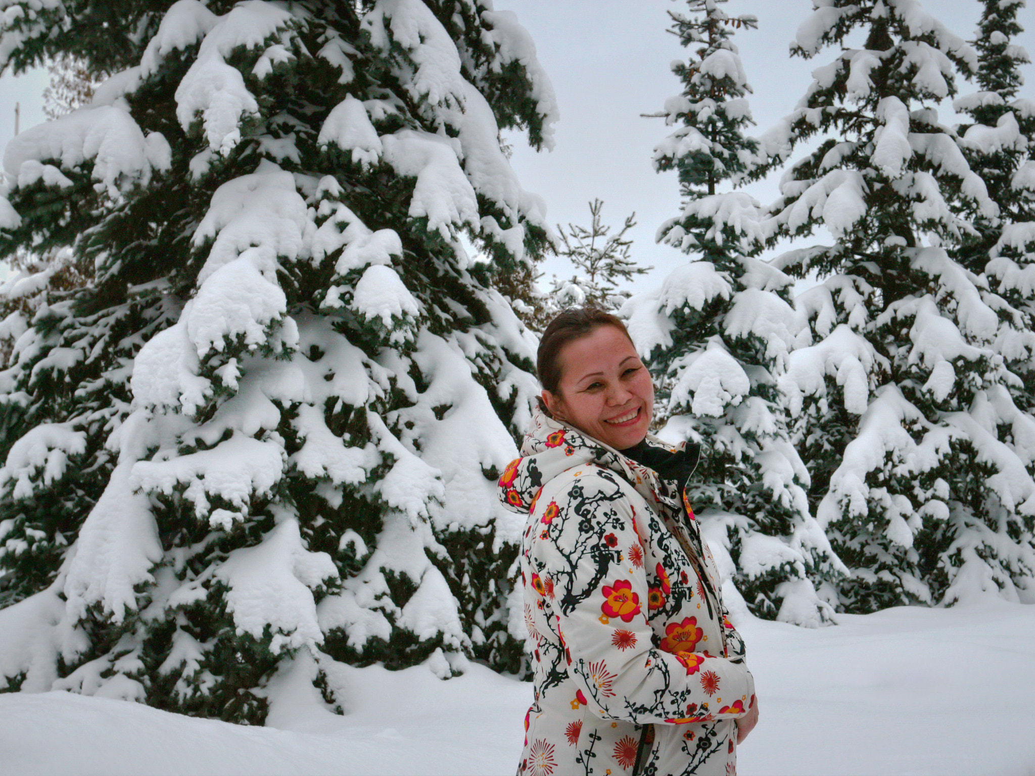 Canon EOS sample photo. Winter portrait photography