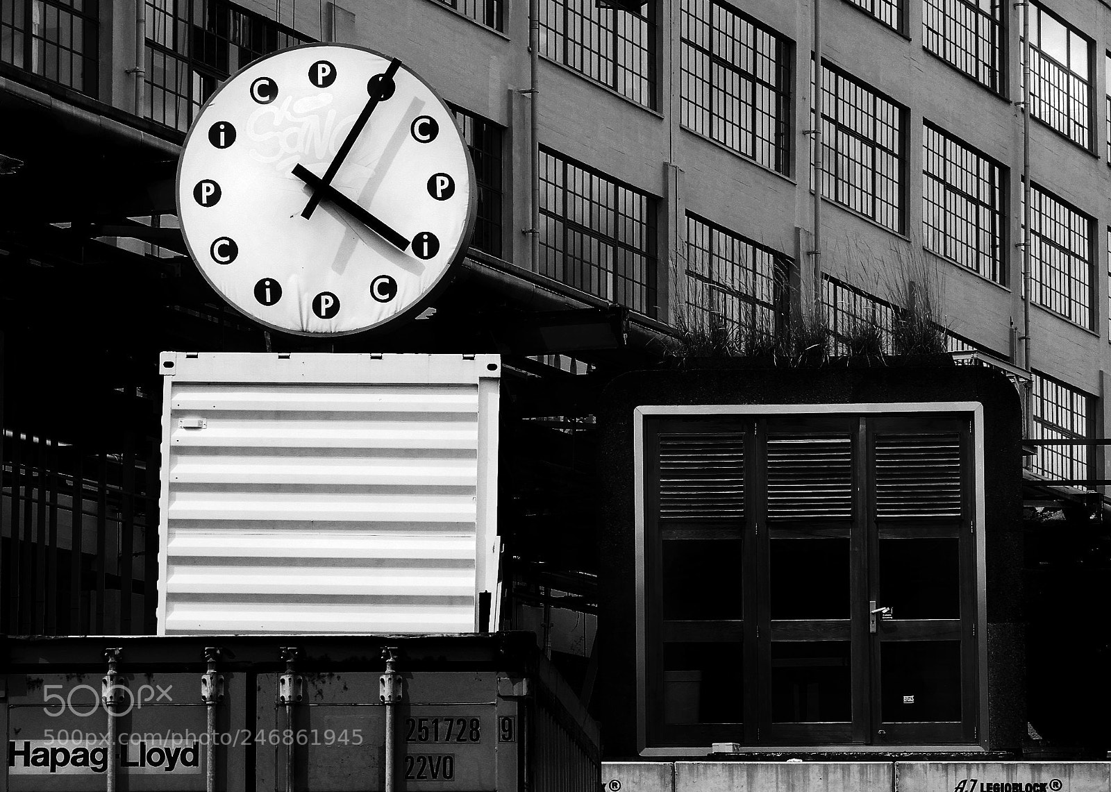 Nikon Coolpix A900 sample photo. Timeless photography