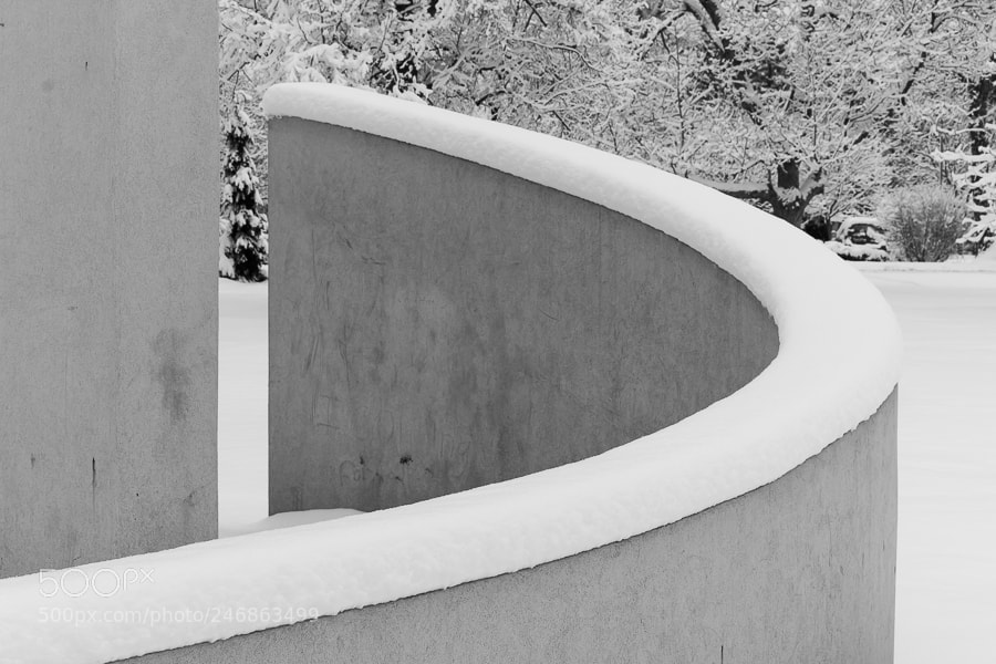 Pentax K-5 sample photo. Snowy curve photography