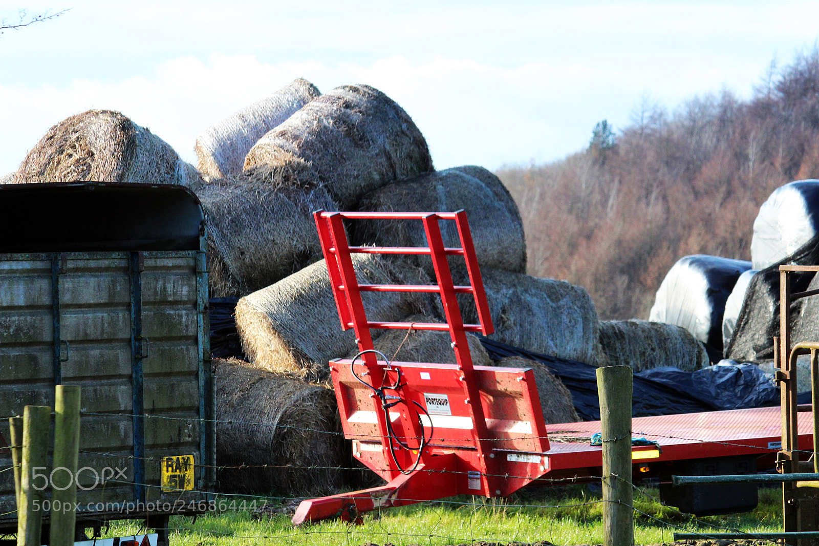 Canon EF-S 55-250mm F4-5.6 IS II sample photo. Clent hills photography