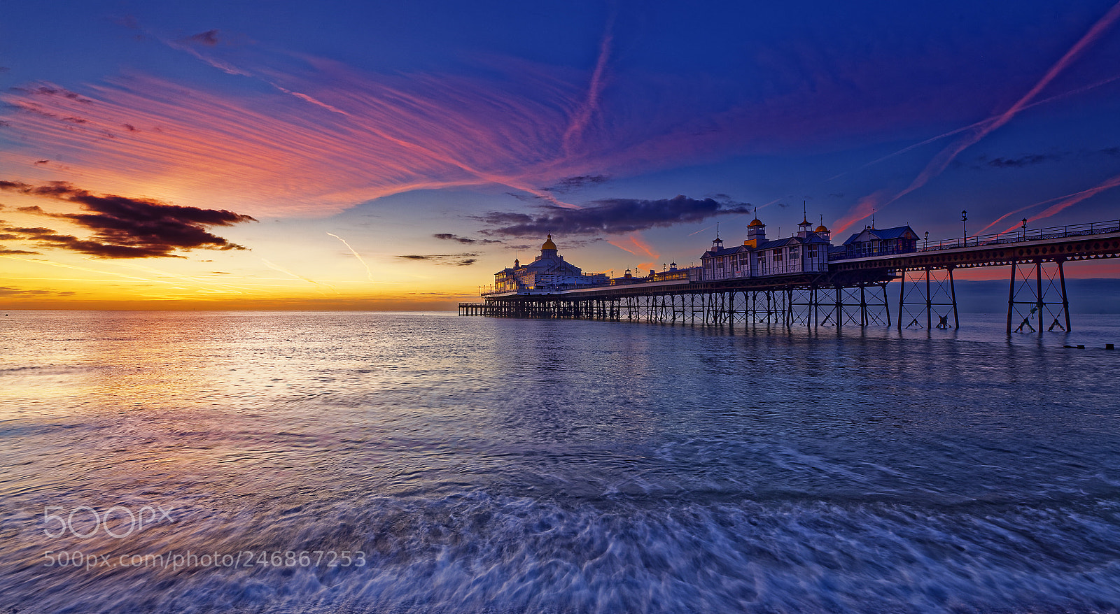 Canon EOS 5DS sample photo. The pier at dawn photography