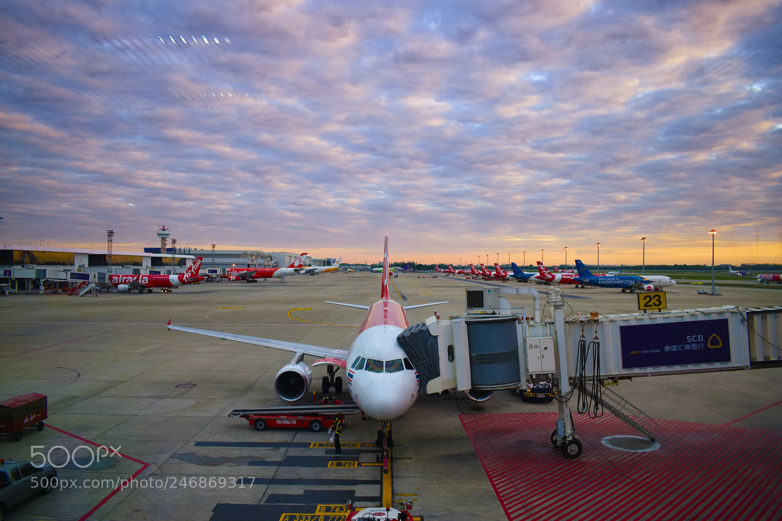 Nikon D5600 sample photo. Bangkok airport photography