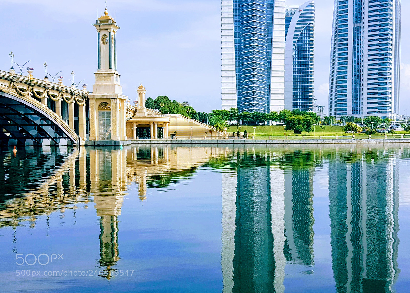 Samsung Galaxy Note5 sample photo. Seri gemilang bridge photography