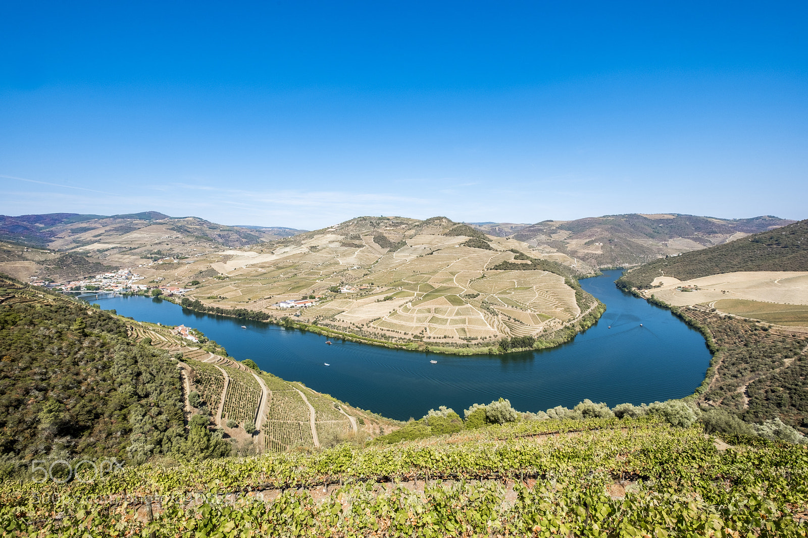 Fujifilm X-T2 sample photo. Landscape in the vineyards photography