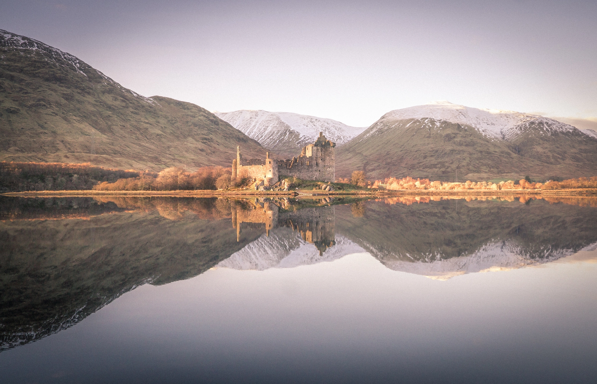 Panasonic Lumix DMC-GX1 sample photo. Kilchurn castle photography