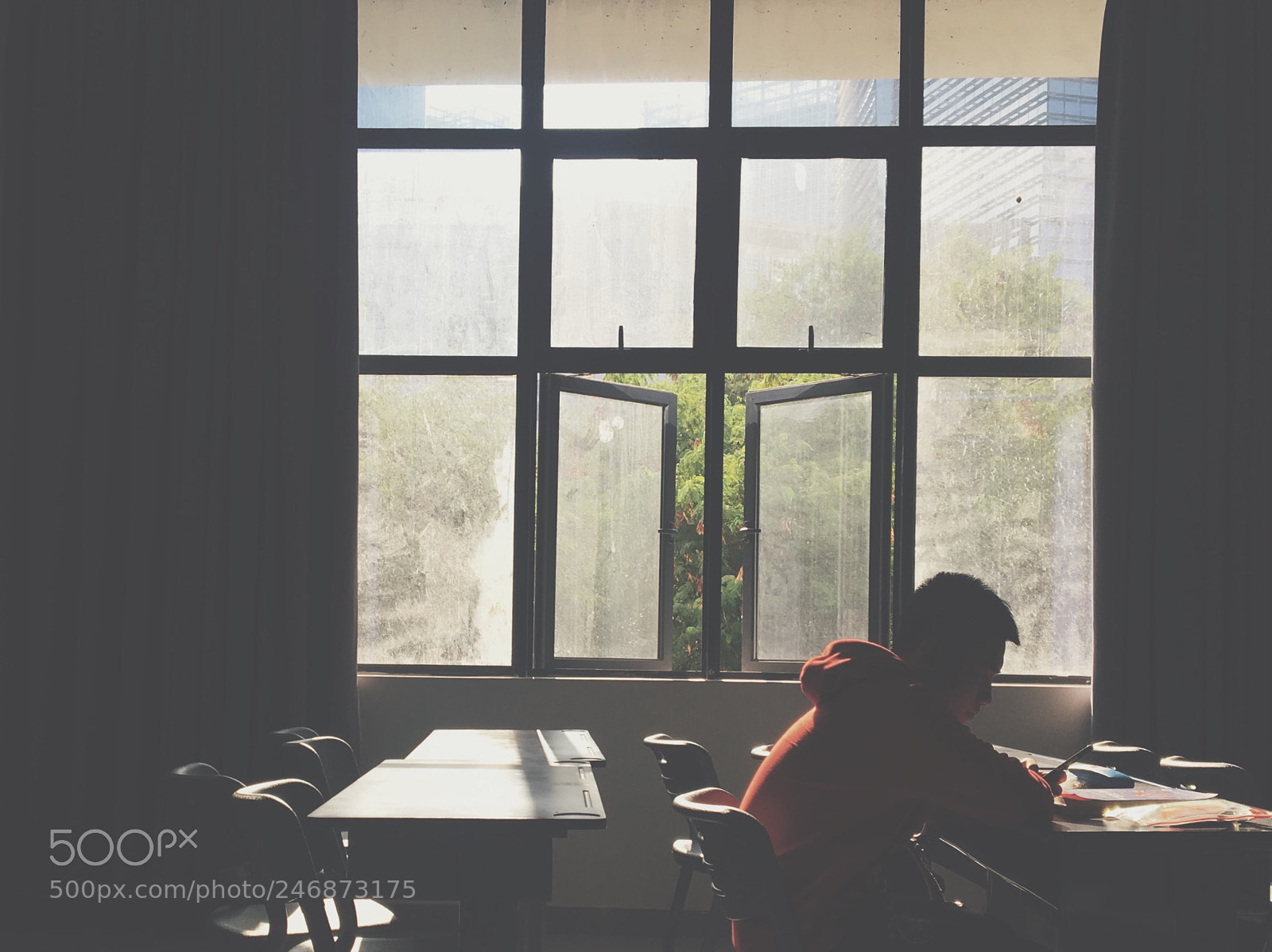 Apple iPhone 6s sample photo. 认真学习～ photography