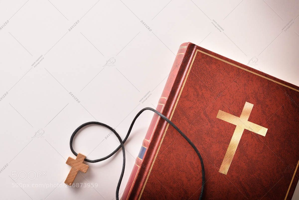 Nikon D810 sample photo. Bible on the side photography