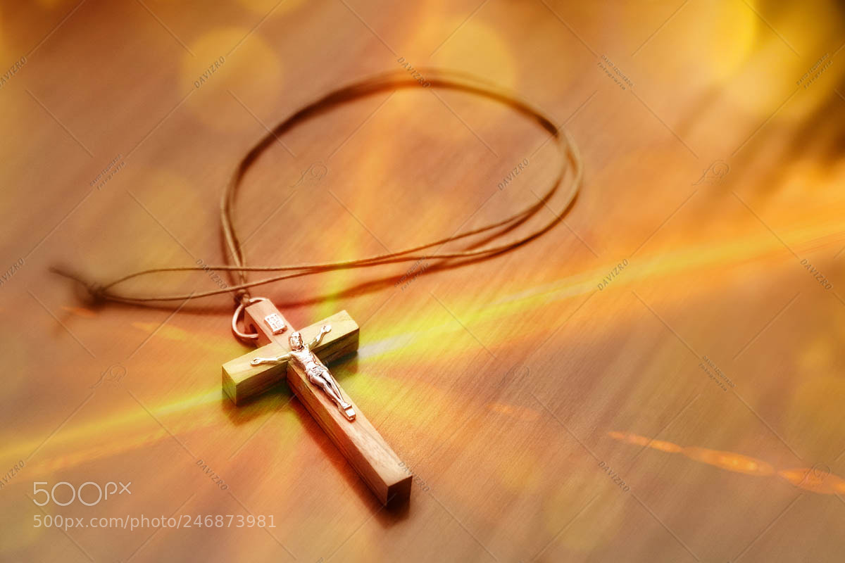 Nikon D300 sample photo. Crucifix on a wooden photography