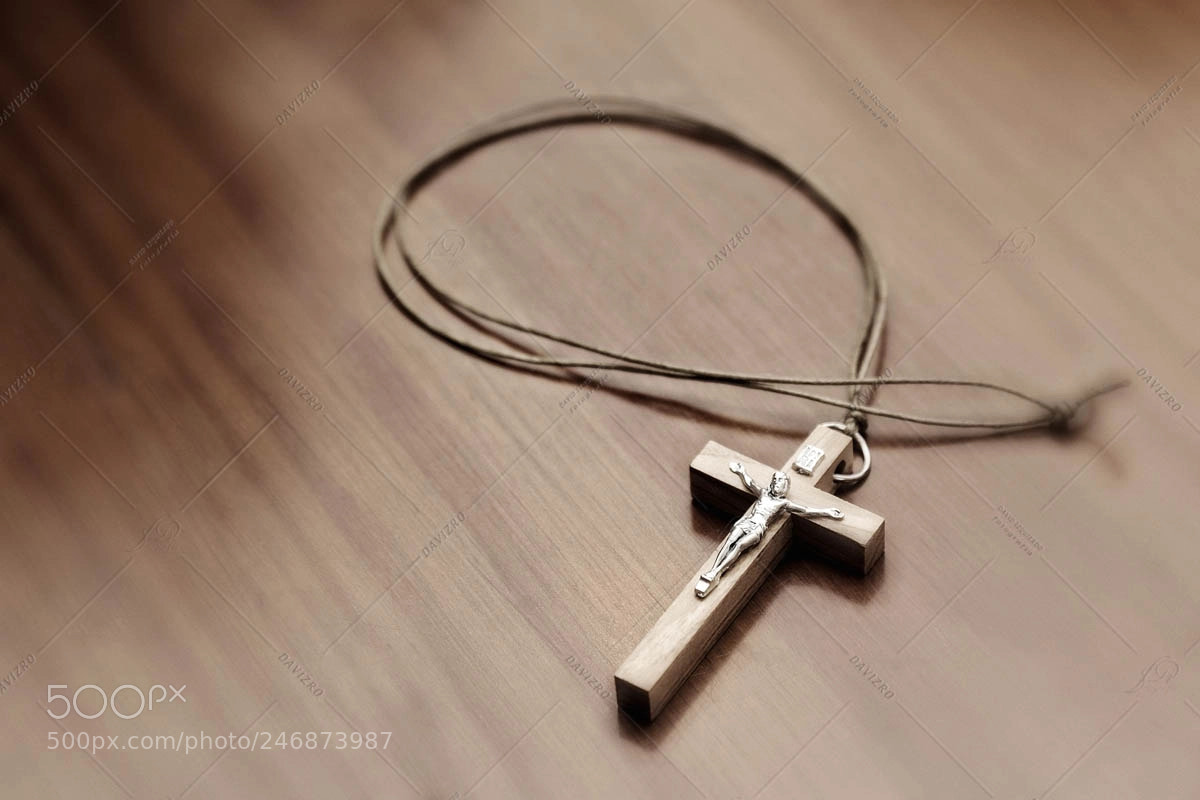 Nikon D300 sample photo. Crucifix on a wooden photography