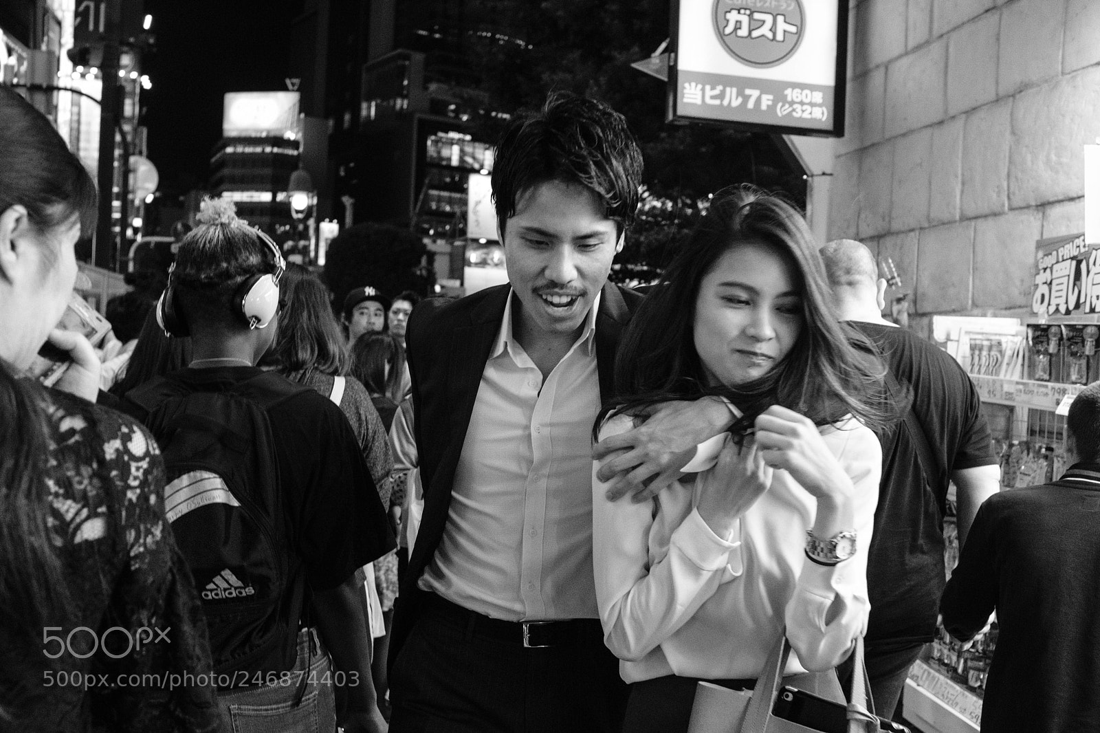 Fujifilm X100F sample photo. Tokyo japan 2017 photography
