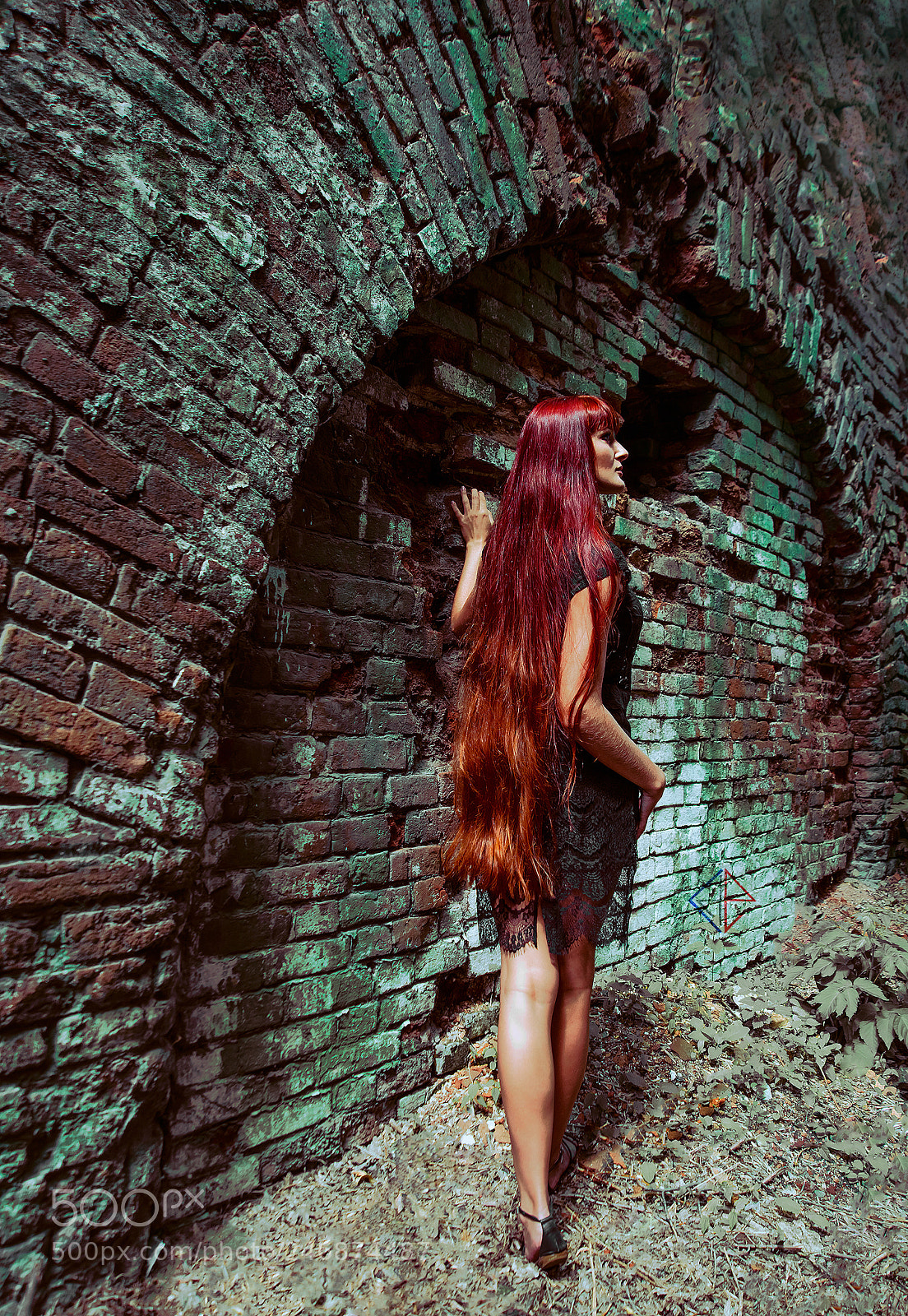 Nikon D800 sample photo. Redhead woman in black photography