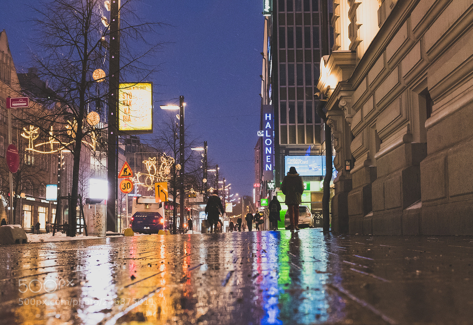 Fujifilm X100F sample photo. City lights photography