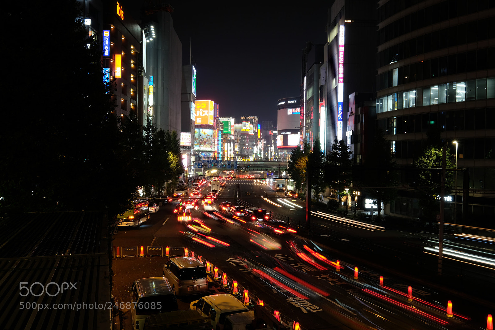 Fujifilm X-T2 sample photo. Night shot photography