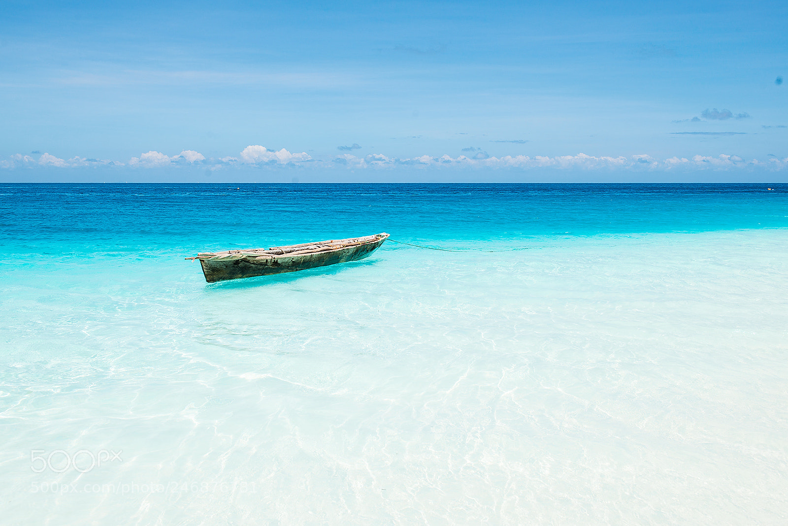 Nikon D800 sample photo. Wood boat vs crystal photography
