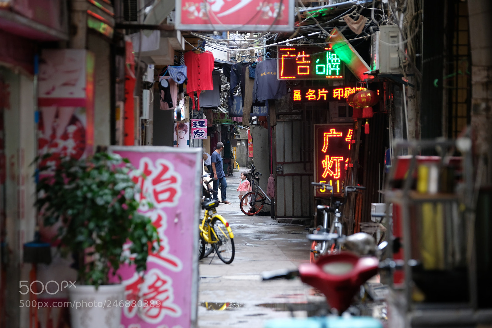 Fujifilm X-T2 sample photo. Xiamen street life photography