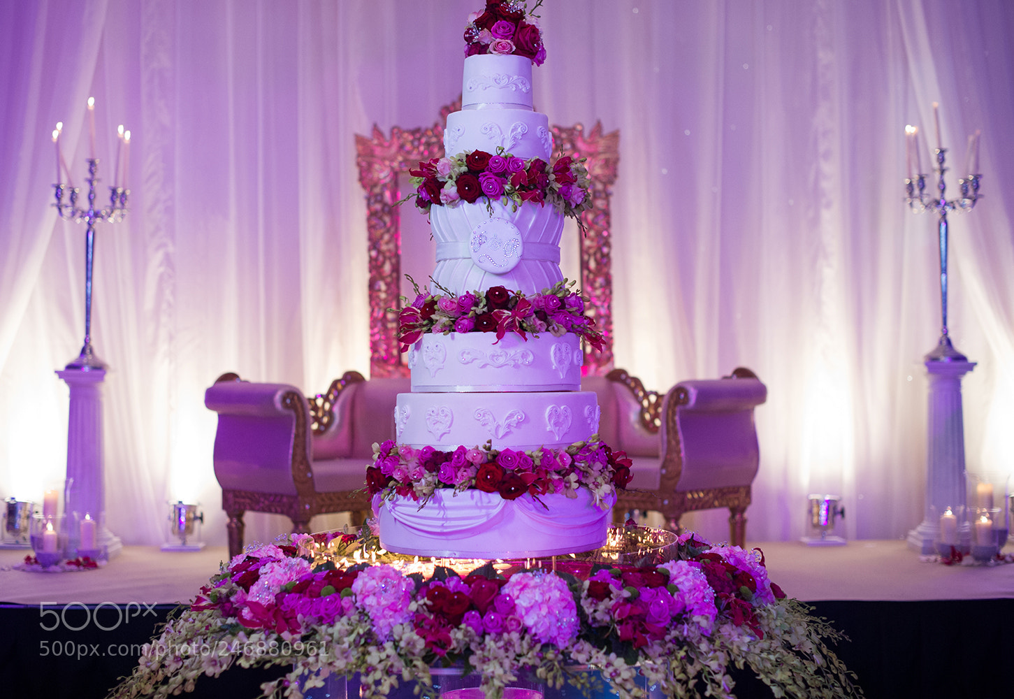 Nikon D3S sample photo. Designer asian wedding cake photography