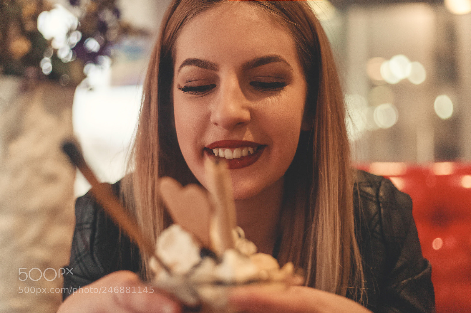 Canon EOS 5D sample photo. Cute and beautiful girl photography
